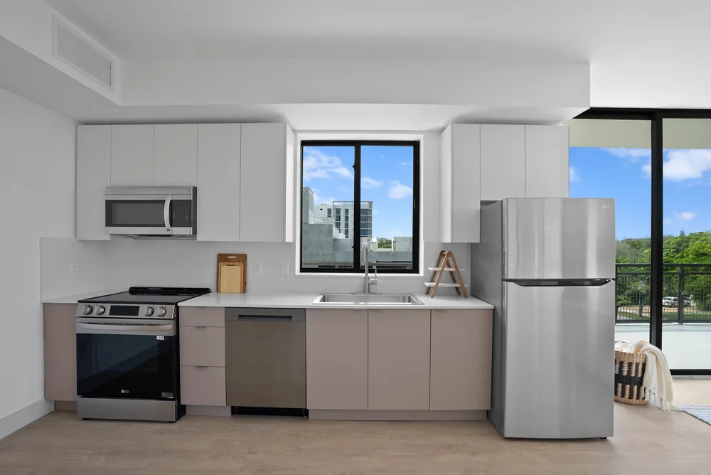 Quartz Finishes and Stainless Steel · Designed for Daily Life